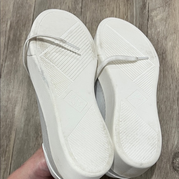 Naturalizer Women's Sneakers in Silver and White - Picture 3 of 3